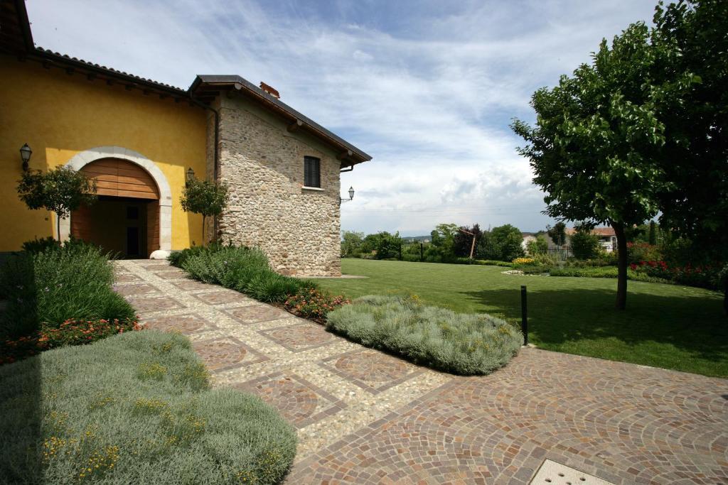 L'Unicorno Agriturismo Bedizzole ภายนอก รูปภาพ